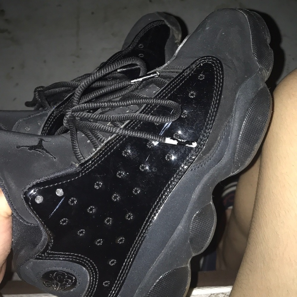 Air Jordan 13 cap and gown